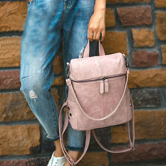 Handbags - 🎉FINALSALE $25🎉-Pink Vegan Leather Backpack